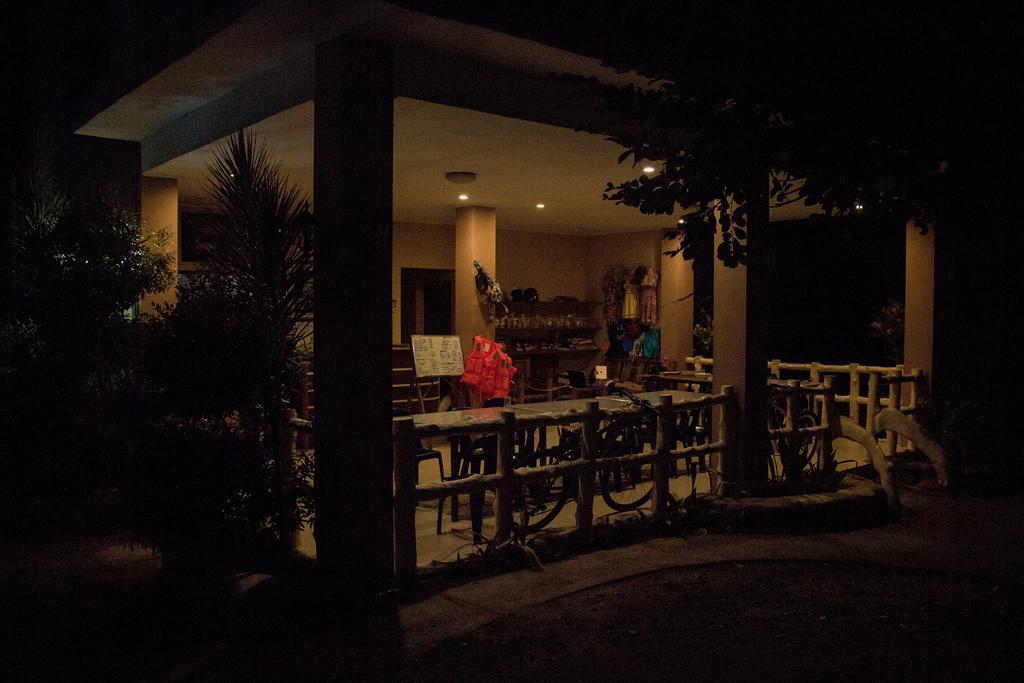 Alexis Cliff Dive Resort Panglao Exterior foto